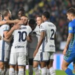 Calcio, l’Inter passeggia a Empoli: 3-0 con i toscani in dieci