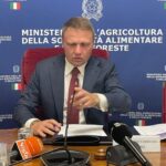 Il ministro Lollobrigida firma il decreto sui vini dealcolati