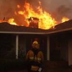 Contea di Los Angeles in fiamme: incendi avanzano, almeno 153.000 evacuati