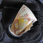 Carburanti, prezzi medi in forte aumento. Benzina a 1,81 euro